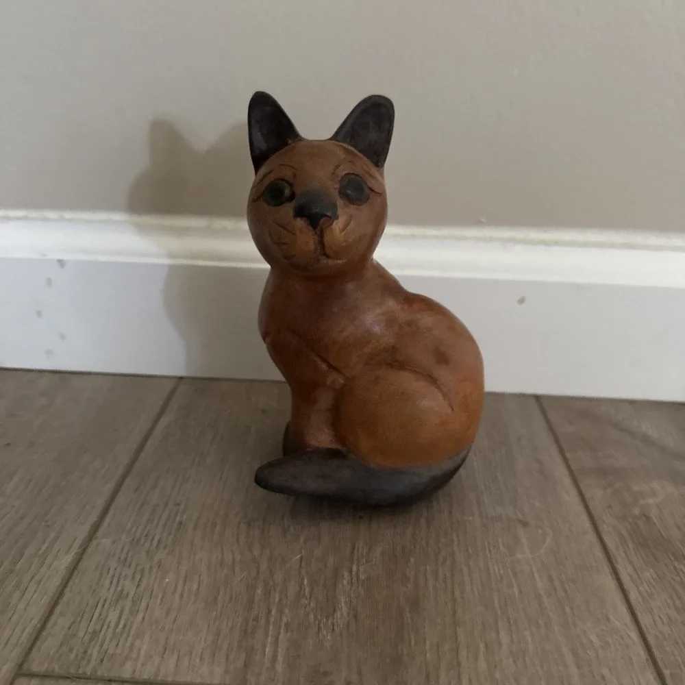 Vintage MCM Wood Sitting Cat‎ Black Ears Tail Paws Green Eyes 6